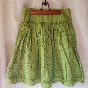 Banana Republic eyelet lace skirt size 4 grass green spring ‘07 preppy highwaist